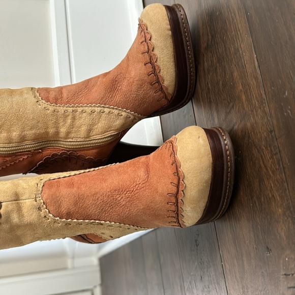 Vintage Vince Camuto Mid Calf Suede Patch Boots - Picture 13 of 16